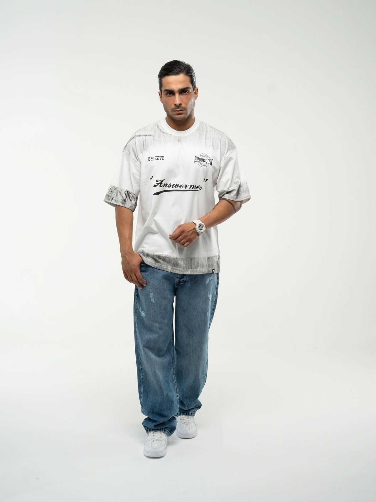 تیشرت مردانه طرح Answerme مدل باکسی – نخ درجه یک با چاپ باکیفیت در رنگ سفید